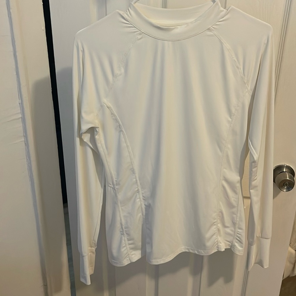 Sport or yoga long-sleeve thumbs hole